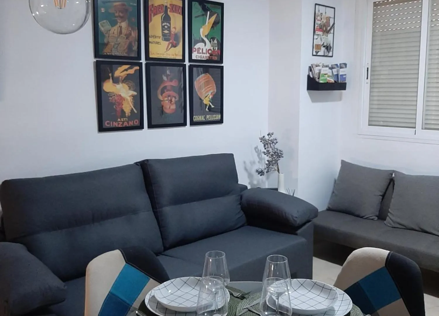Selecta Apartamento Con Piscina En Calle Juzgado Séville